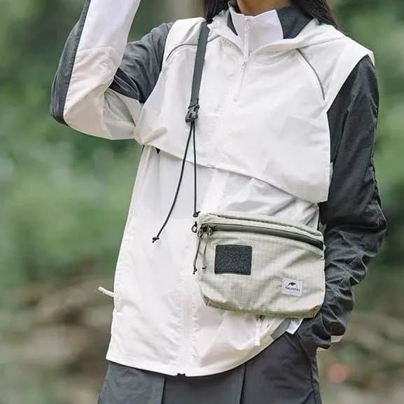 斜挎包单肩手机包零钱小包旅游出行轻便小挂包出国旅行证件护照包